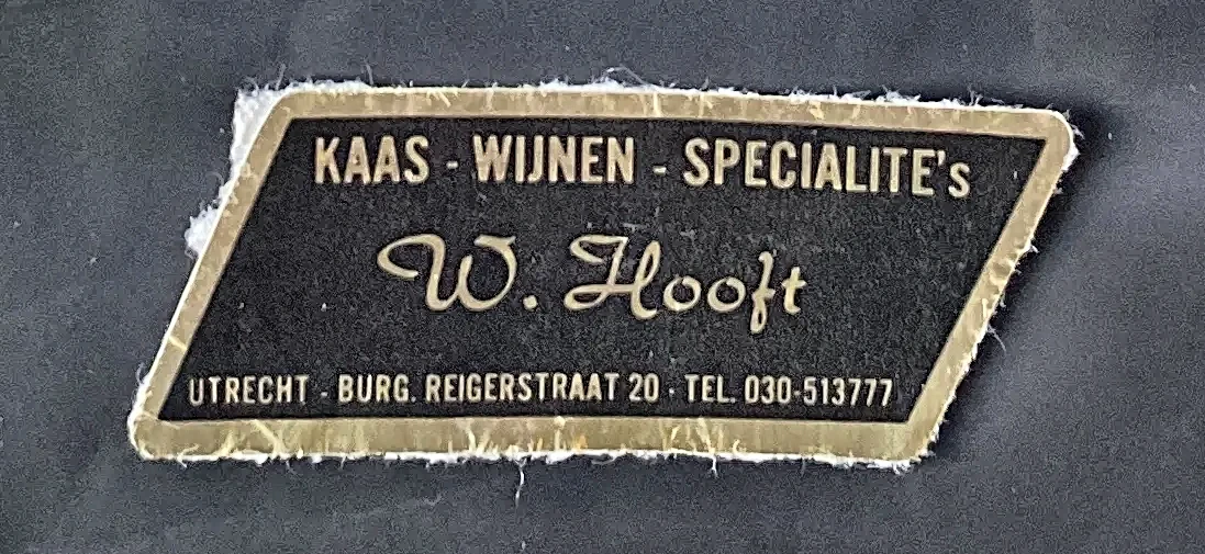 Sluitzegel W. Hooft – Kaas, Wijnen & Specialiteiten, Utrecht
