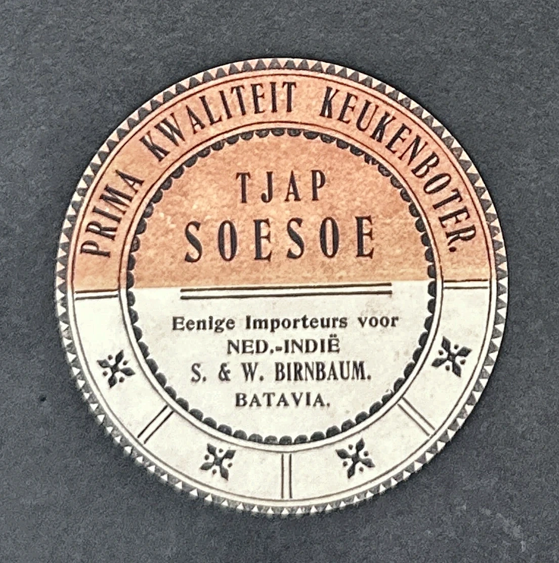 Tjap Soesoe Prima Kwaliteit Keukenboter – S. & W. Birnbaum, Batavia