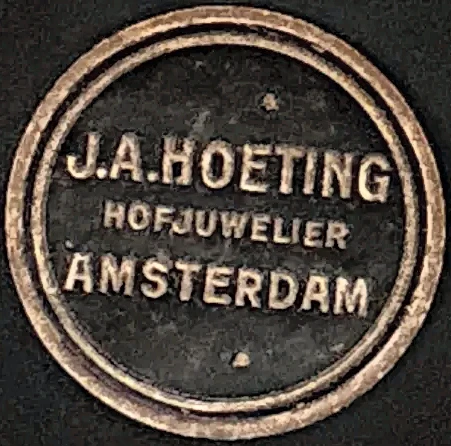 Sluitzegel J.A. Hoeting Hofjuwelier Amsterdam