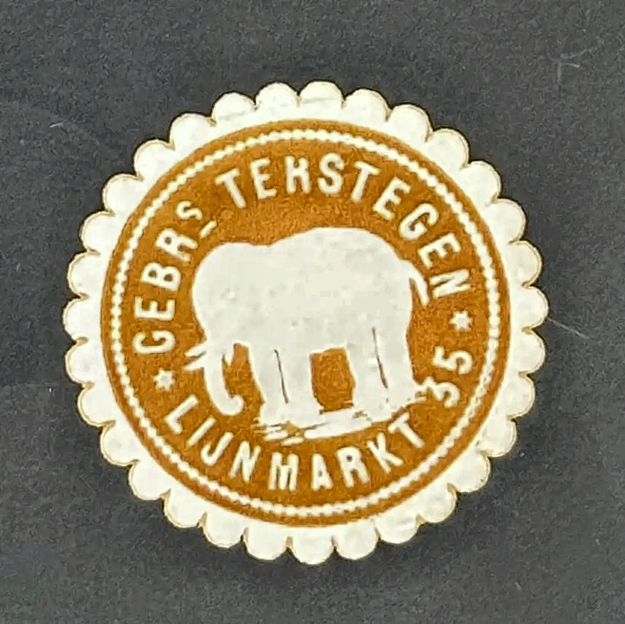 Sluitzegel Gebrs. Tekstegen – Lijnmarkt 35 Utrecht