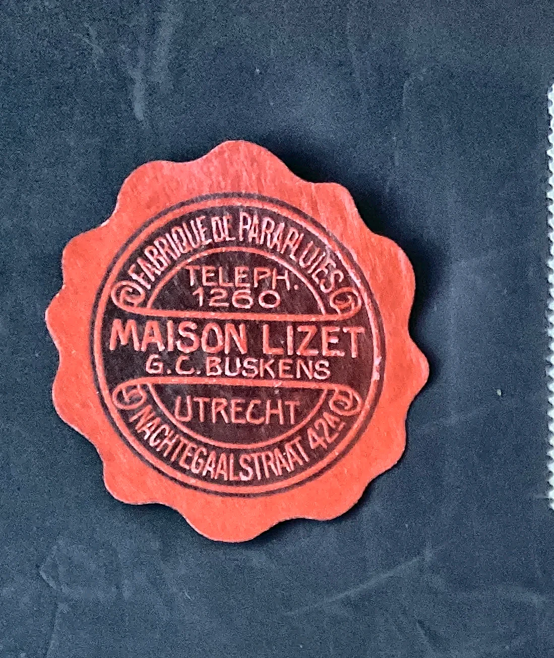 Sluitzegel Maison Lizet – Fabrique de Parapluies, Utrecht