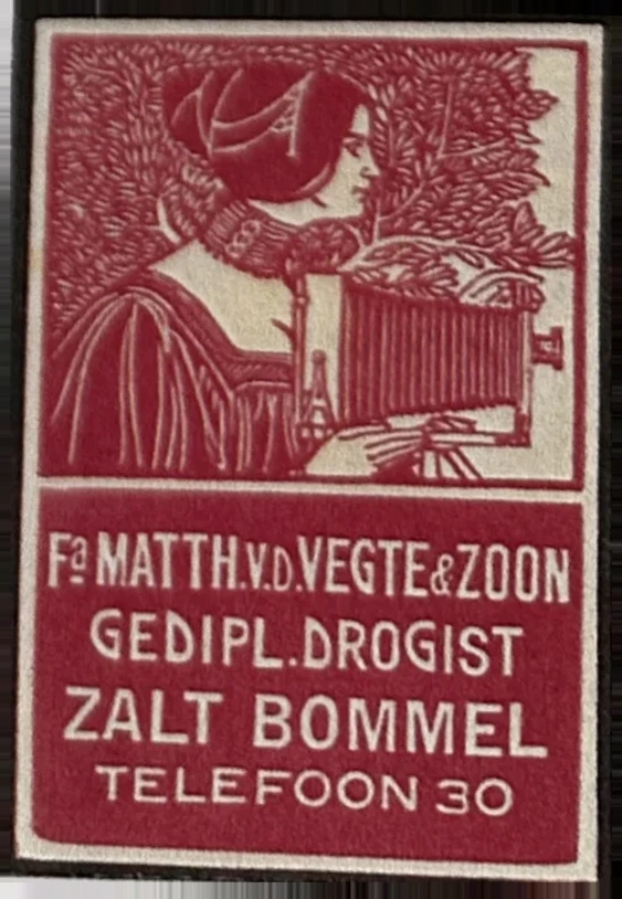 Sluitzegel Firma Matth. v.d. Vegte & Zoon, Gediplomeerd Drogist, Zaltbommel