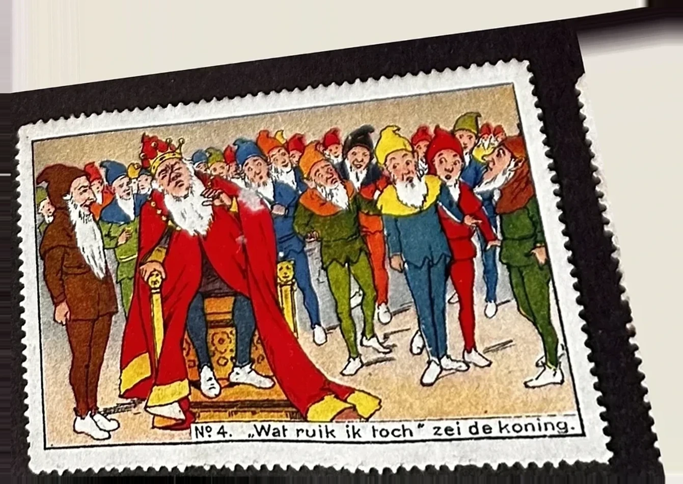 Sluitzegel No. 4 – 'Wat ruik ik toch' zei de koning